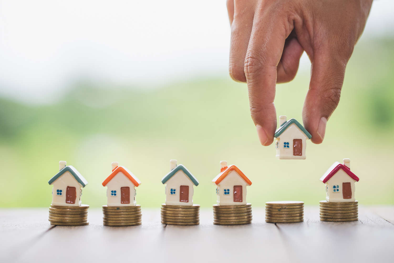 Top Strategies for Buying & Selling Australian Real Estate in a Hot Market